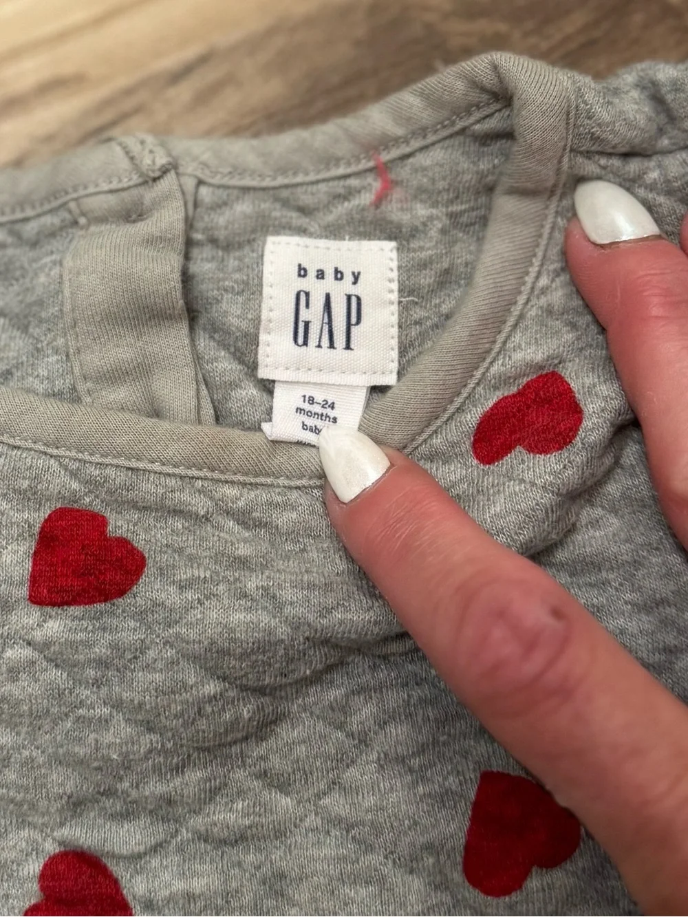 Baby GAP Gray Quilted Peplum Top with Red Heart Print 18-24 mo toddler